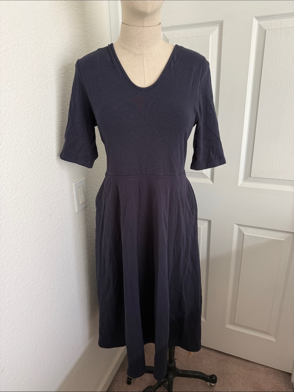 OGL Classic Navy Short-Sleeve Midi Dress - Casual Everyday